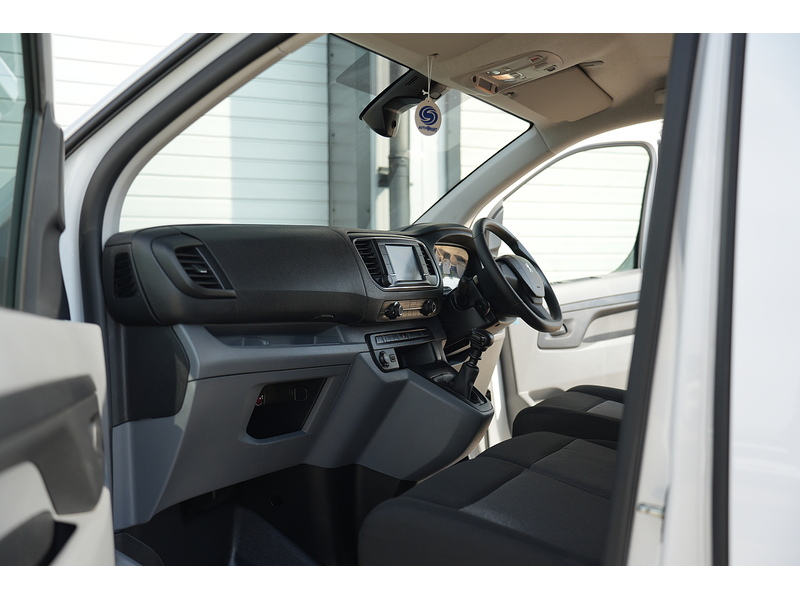Peugeot Expert BlueHDi 1000 Professional Premium - U1767