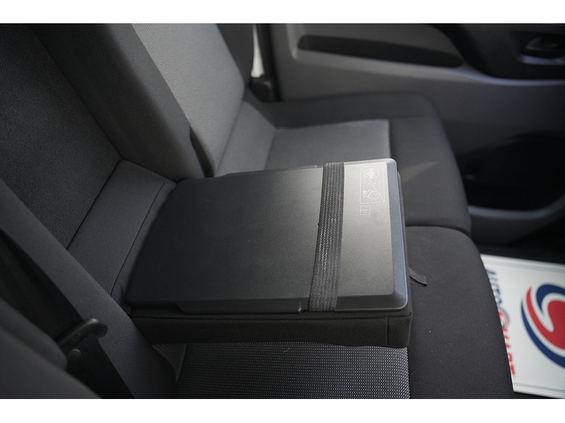 Peugeot Expert BlueHDi 1000 Professional Premium - U1767