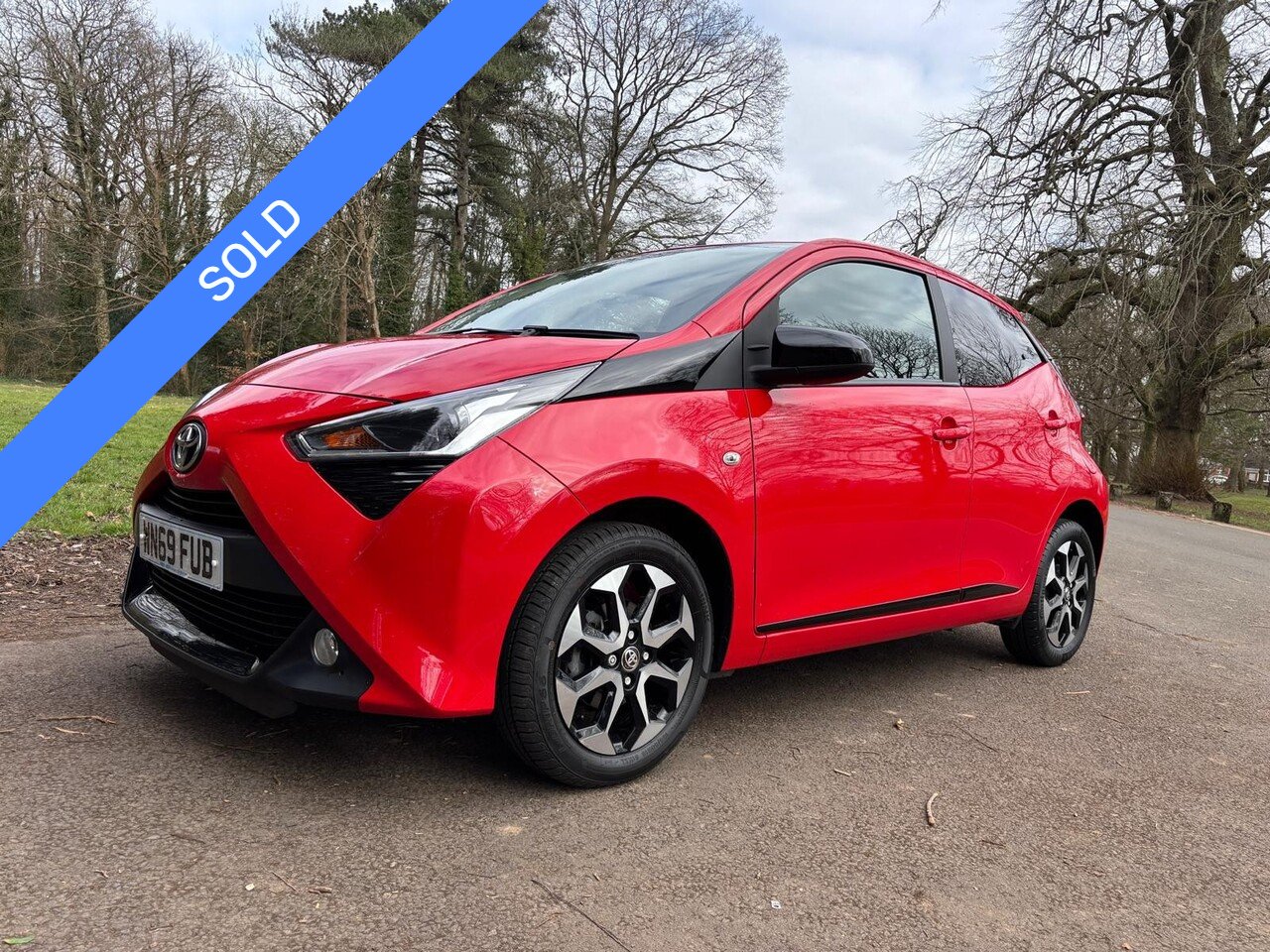 Toyota AYGO 1.0 VVT-i x-trend 2019(19) - Large 0