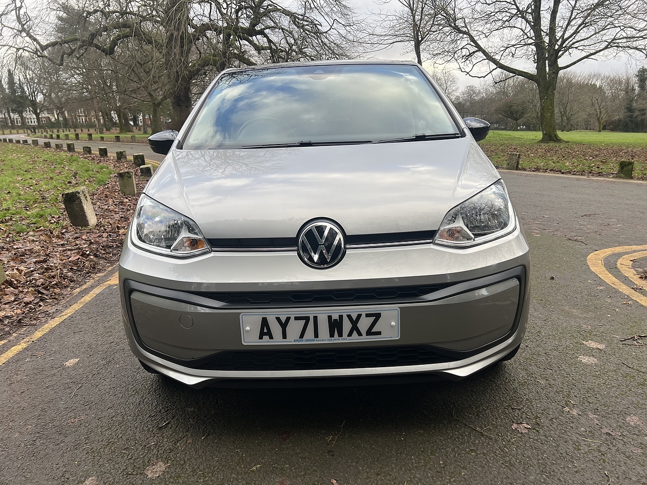 Volkswagen up! 1.0 Black Edition 2021(71) - Large 0