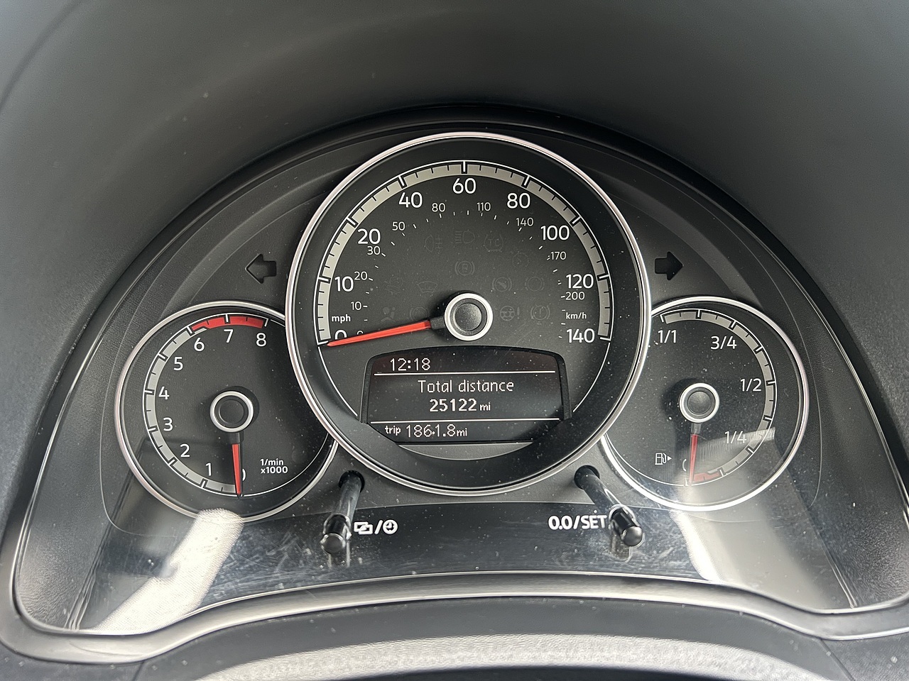 Volkswagen up! 1.0 Black Edition 2021(71) - Large 6