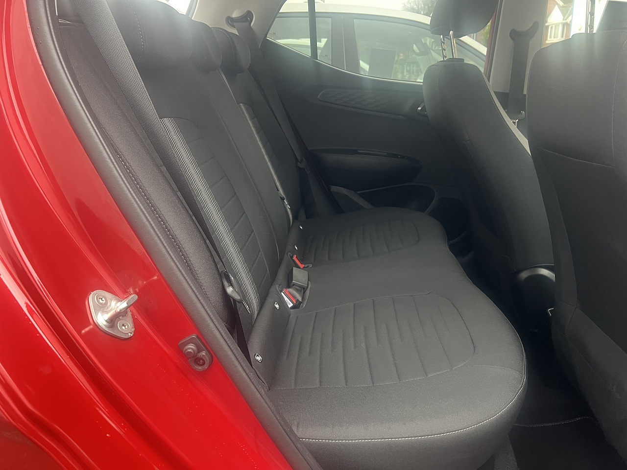 Hyundai i10 Premium 2022(22) - Large 11