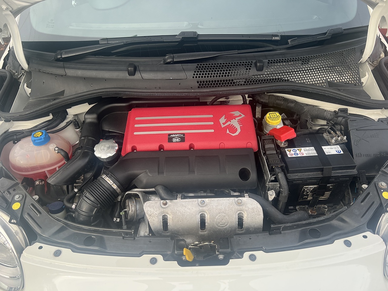 Abarth 595 T-Jet Turismo 2015(65) - Large 12