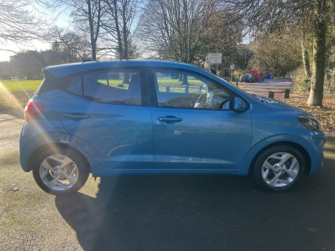 SE Connect 2021(71) 5dr Hatchback Manual Petrol