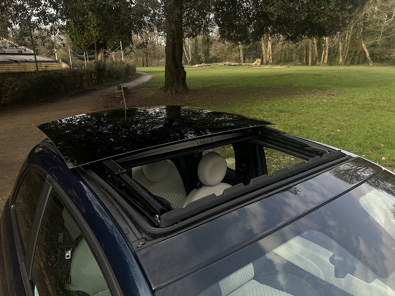 Fiat 500 MHEV Dolcevita 2022(22) - Large 13