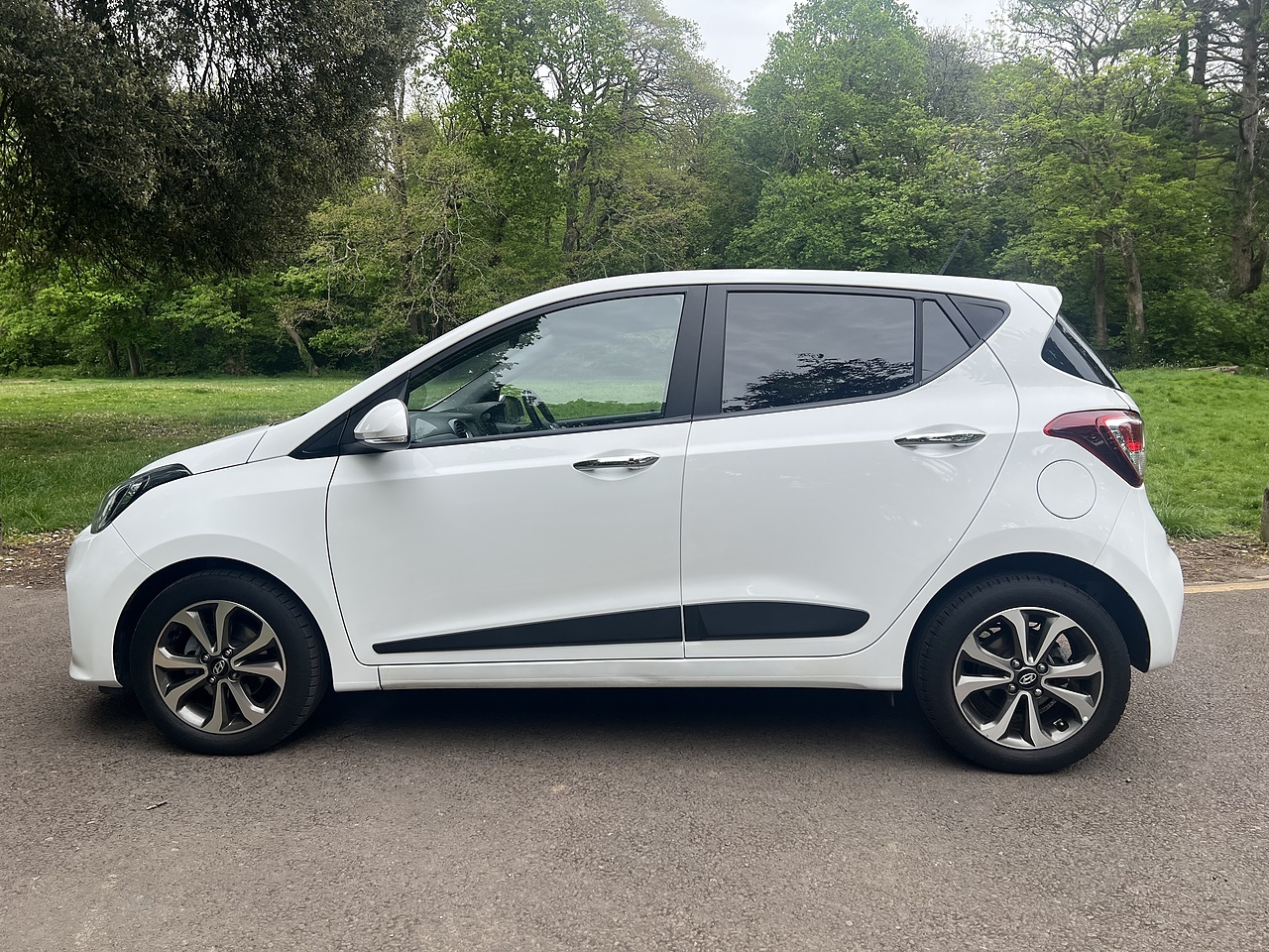 Hyundai i10 Premium SE 2019(69) - Large 3