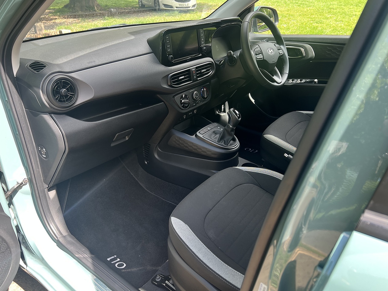 Hyundai i10 Advance 2025(25) - Large 10
