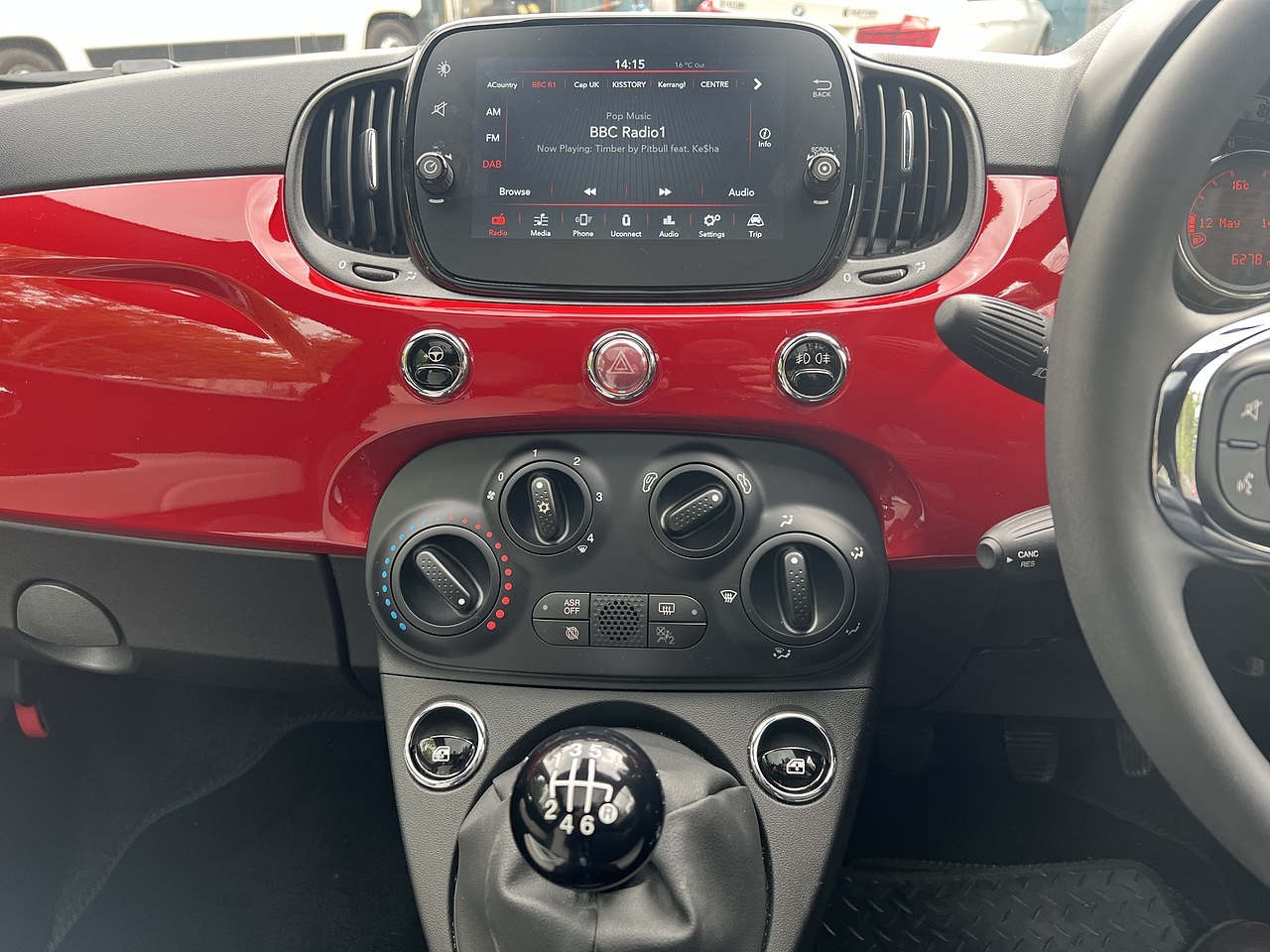 Fiat 500 MHEV Dolcevita 2022(72) - Large 13