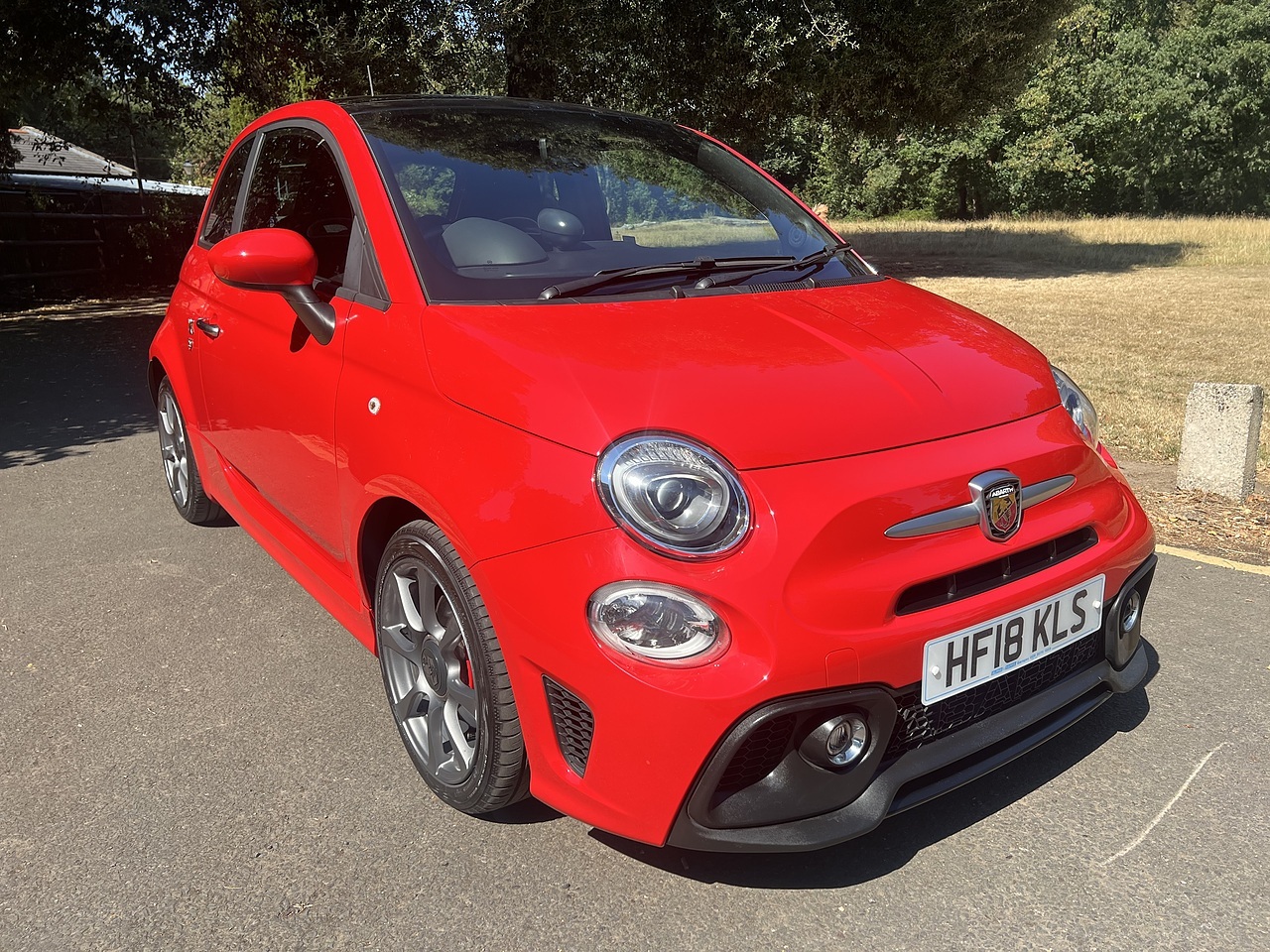 Abarth 595 T-Jet 2018(18) - Large 1