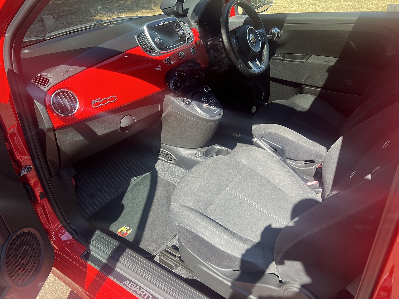 Abarth 595 T-Jet 2018(18) - Large 11