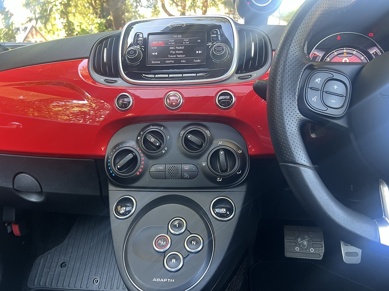 Abarth 595 T-Jet 2018(18) - Large 14