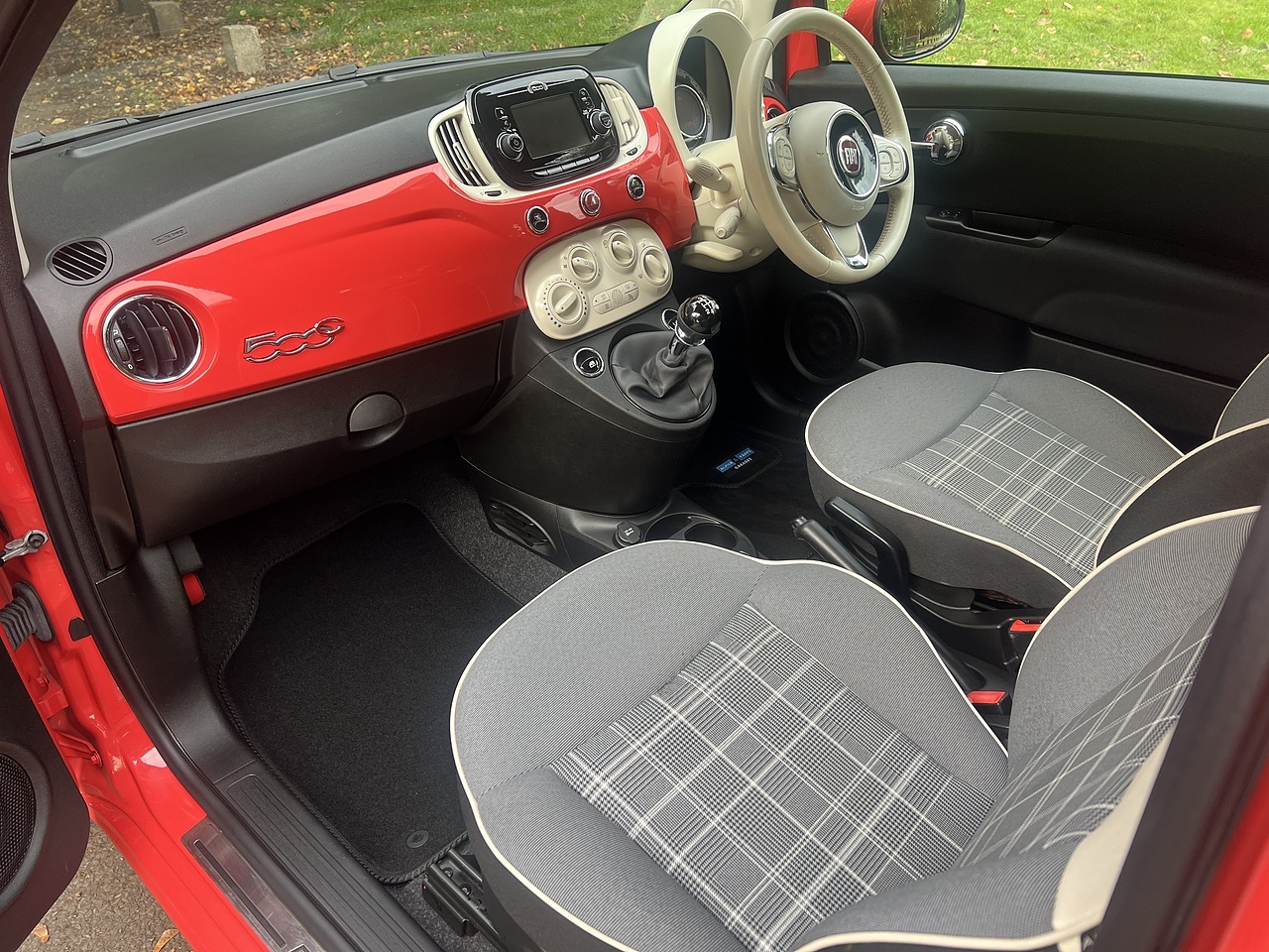 Fiat 500C Lounge 2019(19) - Large 9