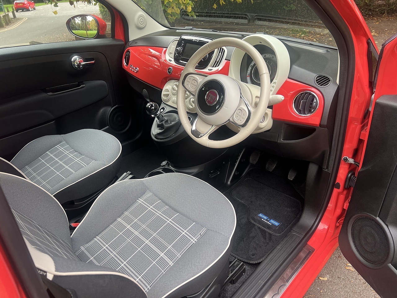 Fiat 500C Lounge 2019(19) - Large 8