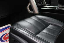 Land Rover Range Rover SD V8 Autobiography 