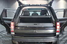 Land Rover Range Rover SD V8 Autobiography 