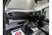 Toyota ProAce D Design 