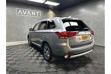 Mitsubishi Outlander DI-D 4 