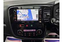 Mitsubishi Outlander DI-D 4 