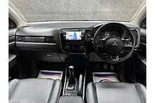 Mitsubishi Outlander DI-D 4 