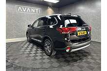 Mitsubishi Outlander DI-D 4 