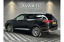 Mitsubishi Outlander DI-D 4 