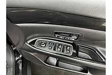 Mitsubishi Outlander DI-D 4 