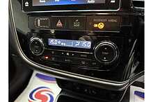 Mitsubishi Outlander DI-D 4 