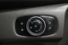 Ford Transit Custom 280 EcoBlue Limited 