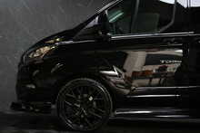 Ford Transit Custom 320 EcoBlue Limited 