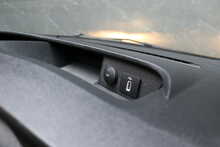 Ford Transit Custom 320 EcoBlue Limited 