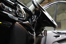 Ford Transit Custom 320 EcoBlue Limited 