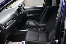 Mitsubishi Outlander DI-D 3 