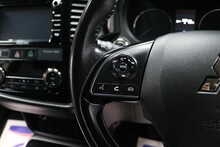 Mitsubishi Outlander DI-D 3 
