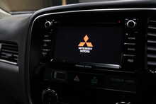 Mitsubishi Outlander DI-D 3 