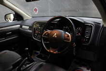 Mitsubishi Outlander DI-D GX3 