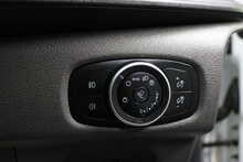 Ford Transit Custom 300 EcoBlue Limited 