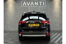 Mitsubishi Outlander DI-D 3 