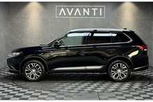 Mitsubishi Outlander DI-D 3 