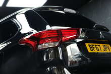 Mitsubishi Outlander DI-D 3 