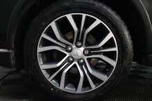 Mitsubishi Outlander DI-D 3 