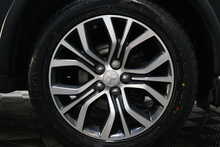 Mitsubishi Outlander DI-D 3 