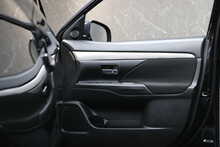 Mitsubishi Outlander DI-D 3 