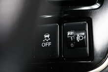 Mitsubishi Outlander DI-D Juro 