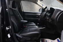 Mitsubishi Outlander DI-D Juro 