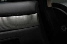 Mitsubishi Outlander DI-D Juro 