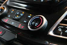 Ford Transit Custom 300 EcoBlue Limited 