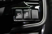 Mitsubishi Outlander DI-D 4 