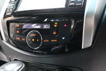 Nissan Navara dCi Tekna 
