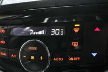 Nissan Navara dCi Tekna 