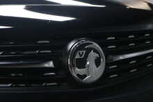 Vauxhall Vivaro Turbo D 3100 Sportive 